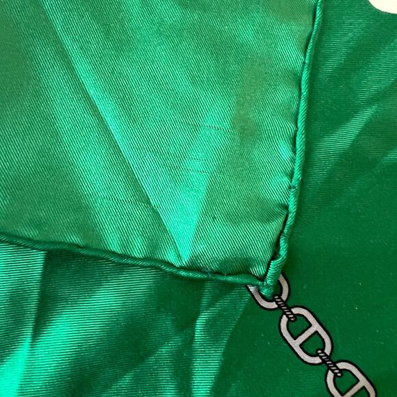 GUCCI Anchor Rope Print Silk 100% Scarf Square MultiColor Green 33"x33" - Picture 5 of 6